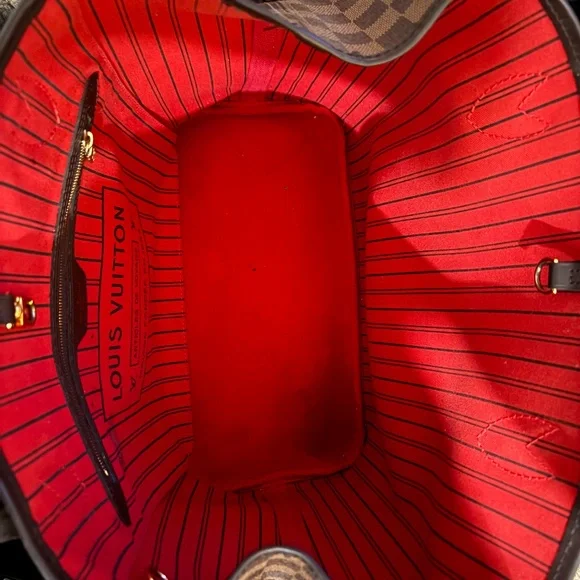 Louis Vuitton Neverfull MM with wristlet pouch - Picture 9 of 13